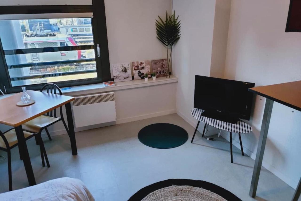 Apartmán Studio Confortable Hyper Centre De Tours Exteriér fotografie